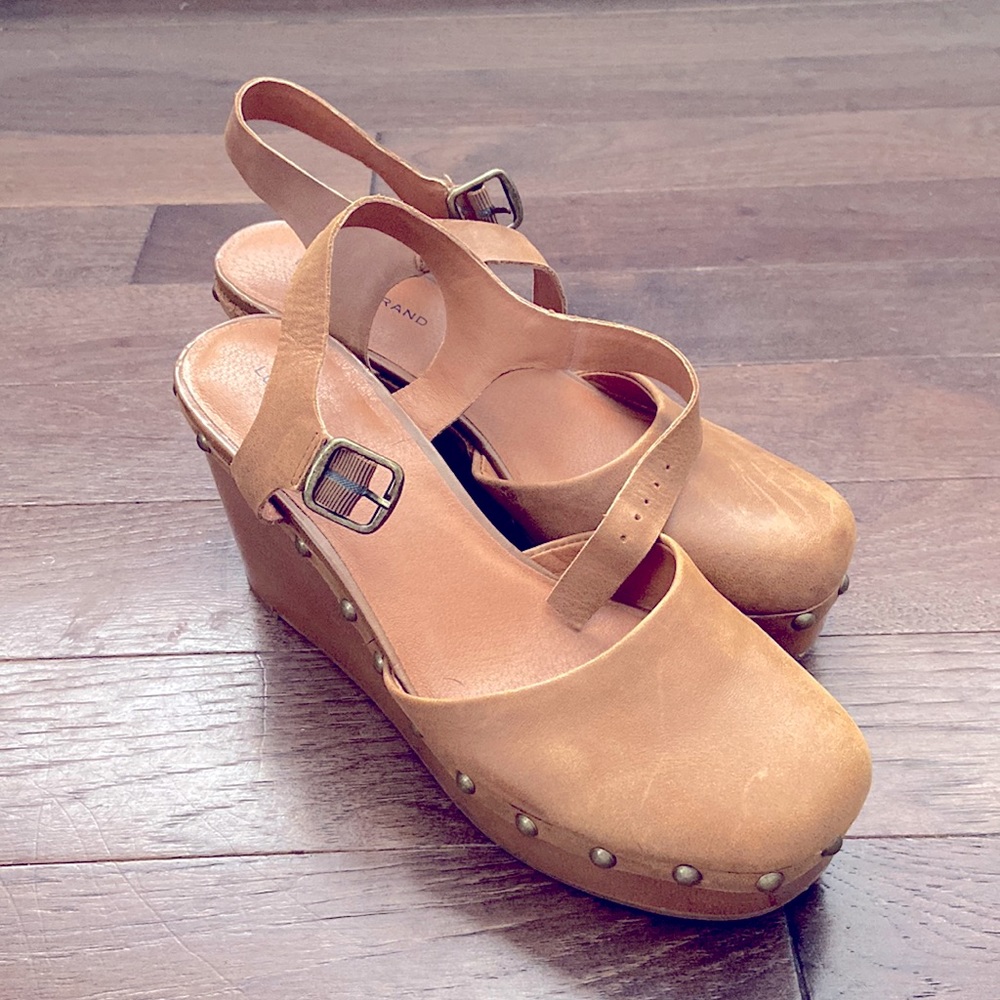 Wedge Heels - image 1